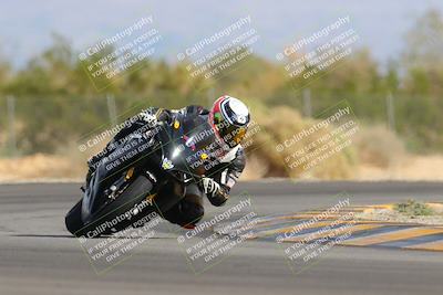 media/Nov-05-2022-SoCal Trackdays (Sat) [[f8d9b725ab]]/Turn 2 (1120am)/